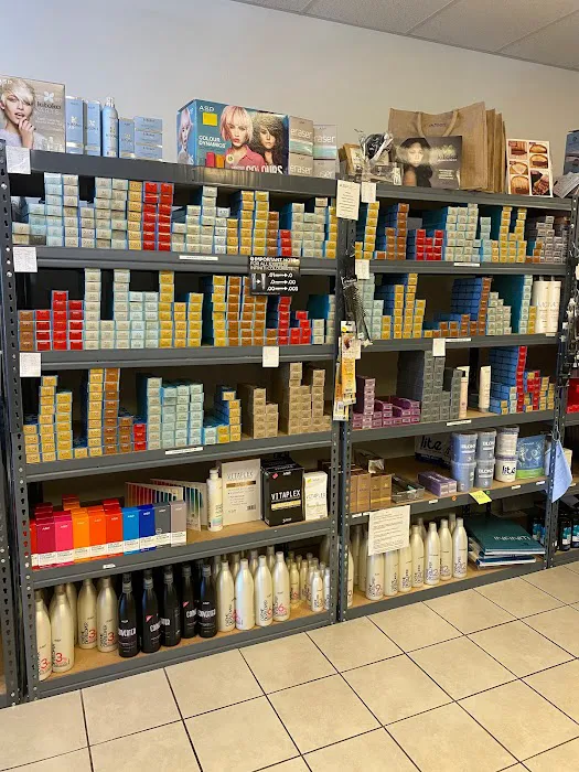 Red's Beauty Supply 4