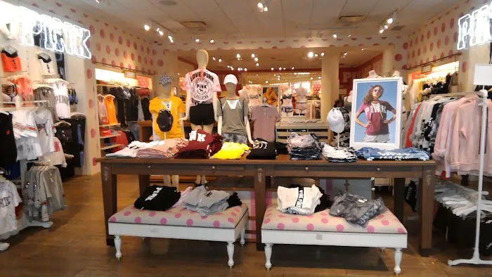 Victoria's Secret & PINK by Victoria's Secret 6