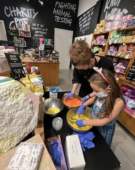 Lush Cosmetics La Encantada 4