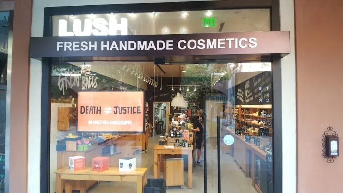 Lush Cosmetics La Encantada 1