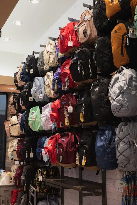 Tillys 8