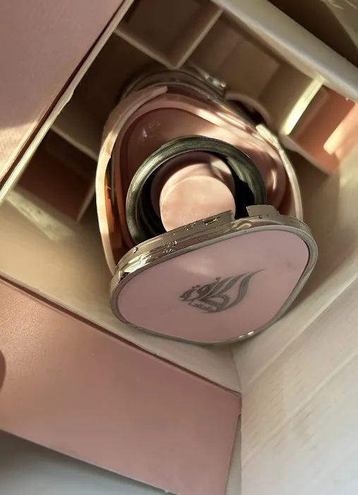 Scent Perfume Boutique 4