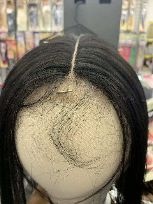 Nique's Beauty Supply 3