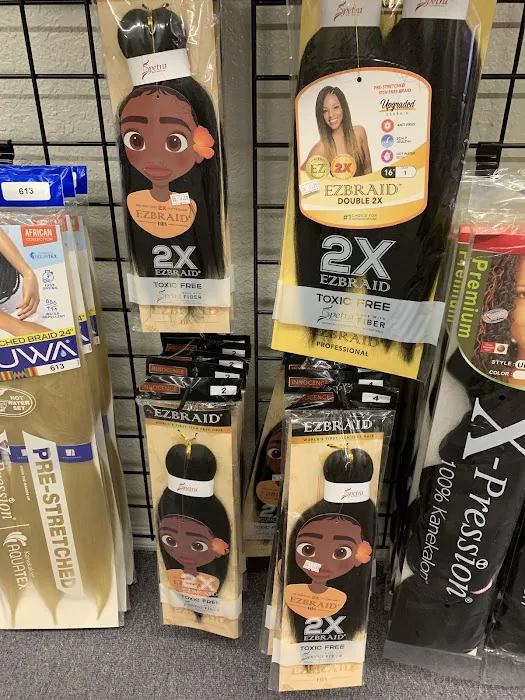 Nique's Beauty Supply 4