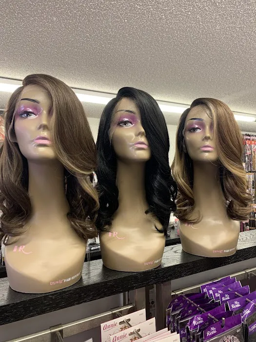 Nique's Beauty Supply 7