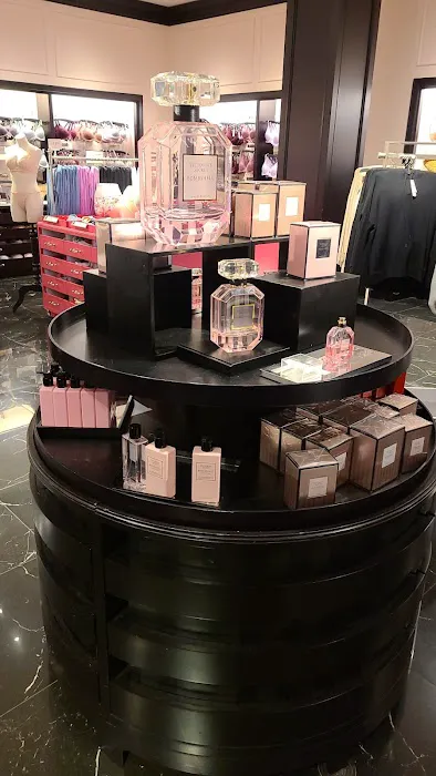 Victoria's Secret & PINK by Victoria's Secret 4