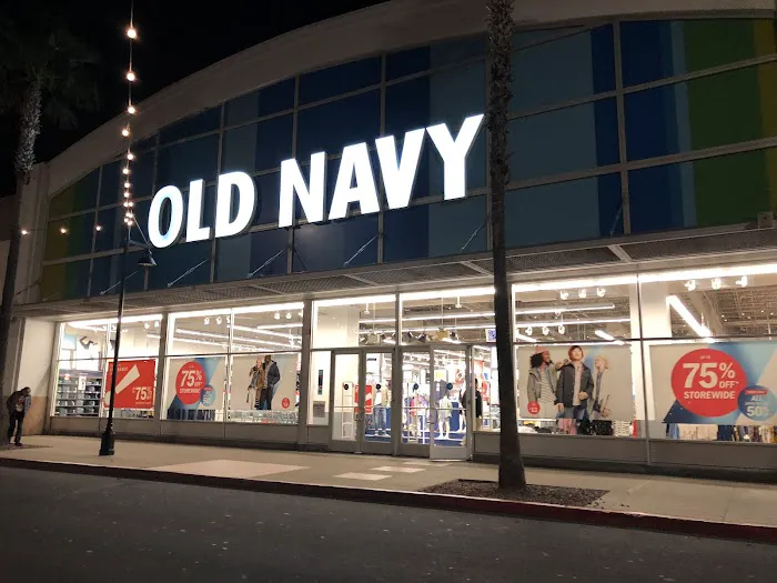 Old Navy 4