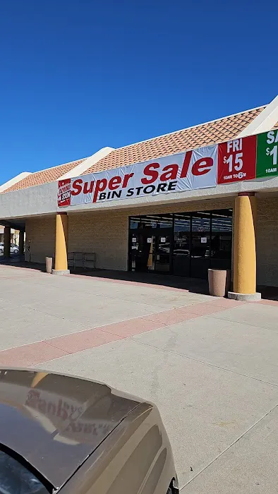 Super Sale Bin Store 4