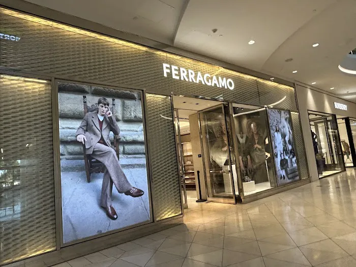 Salvatore Ferragamo 8