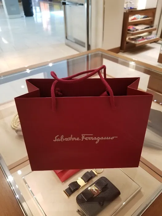 Salvatore Ferragamo 9