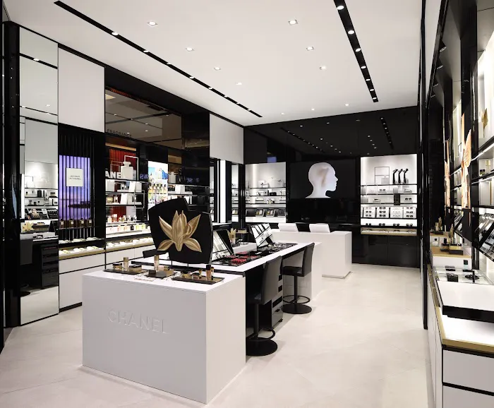 CHANEL FRAGRANCE AND BEAUTY BOUTIQUE 5