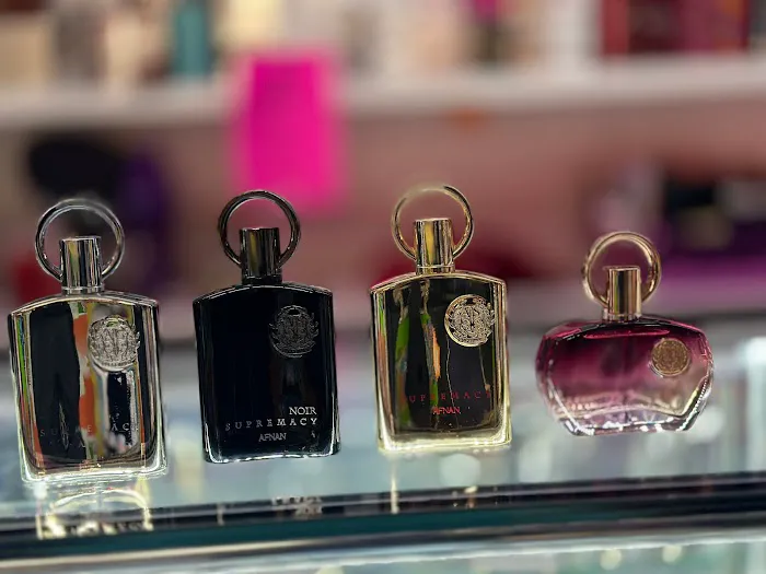 Josmarc Perfumes y Joyeria 6