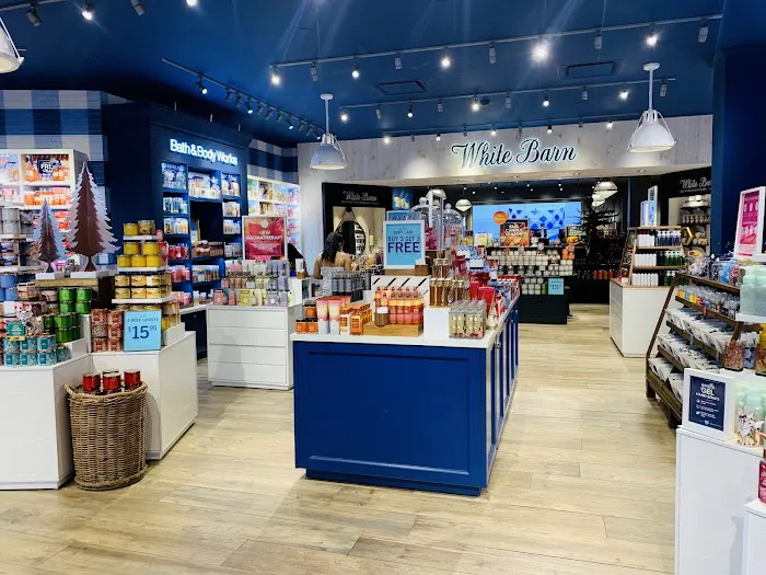 Bath & Body Works 1
