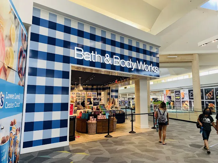 Bath & Body Works 2