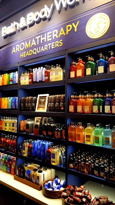 Bath & Body Works 6