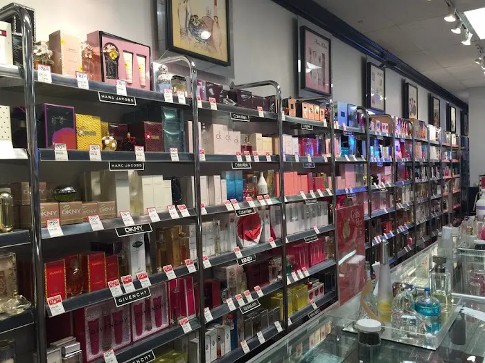 Perfumania 1
