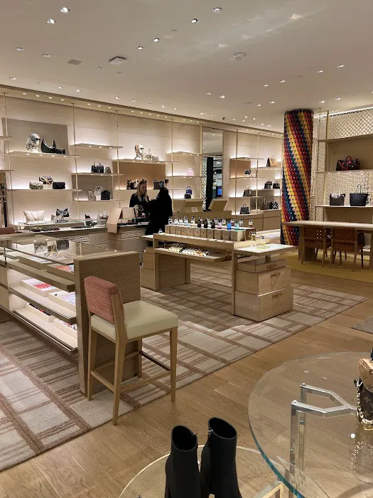 Louis Vuitton Bloomingdale's Santa Clara Valley Fair 3