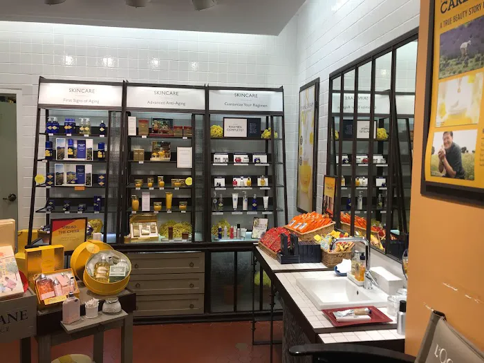L'OCCITANE EN PROVENCE 3