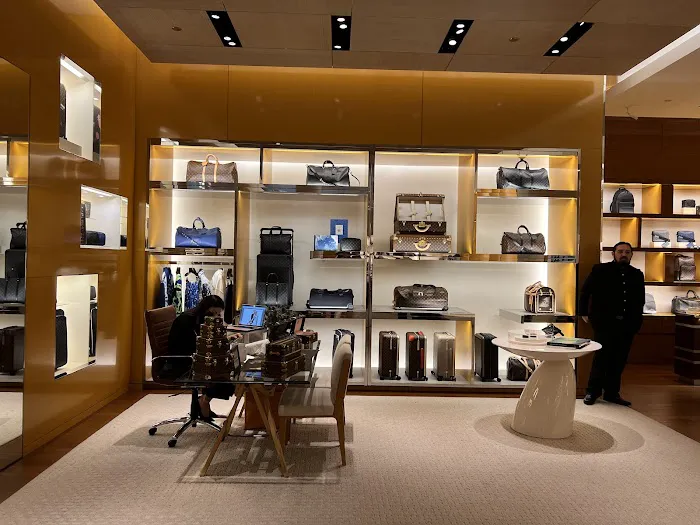 Louis Vuitton Santa Clara Valley Fair 0
