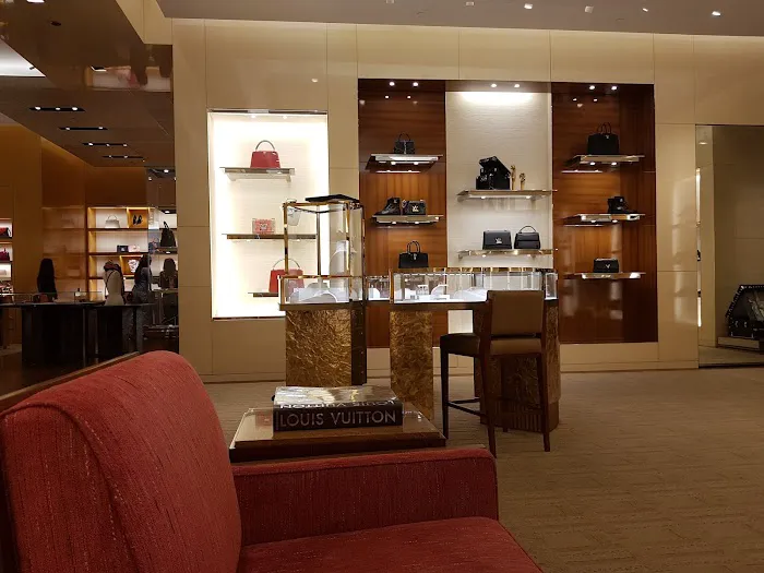 Louis Vuitton Santa Clara Valley Fair 8