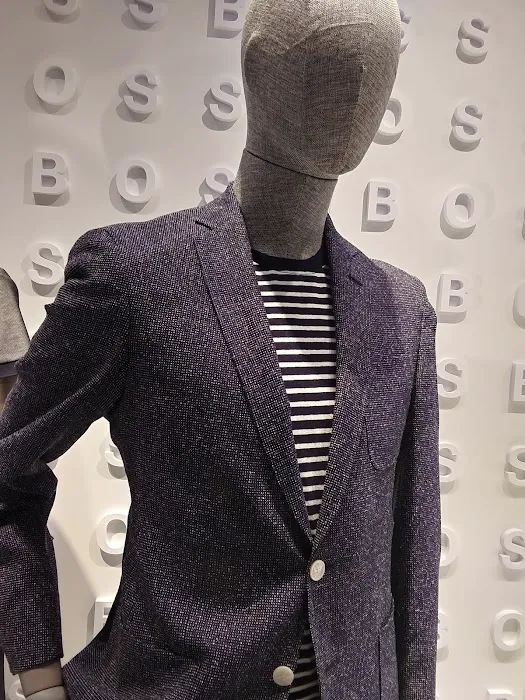 BOSS Store - Valley Fair 4