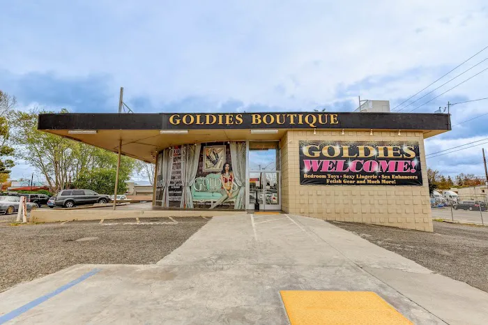 Goldies Boutique 6