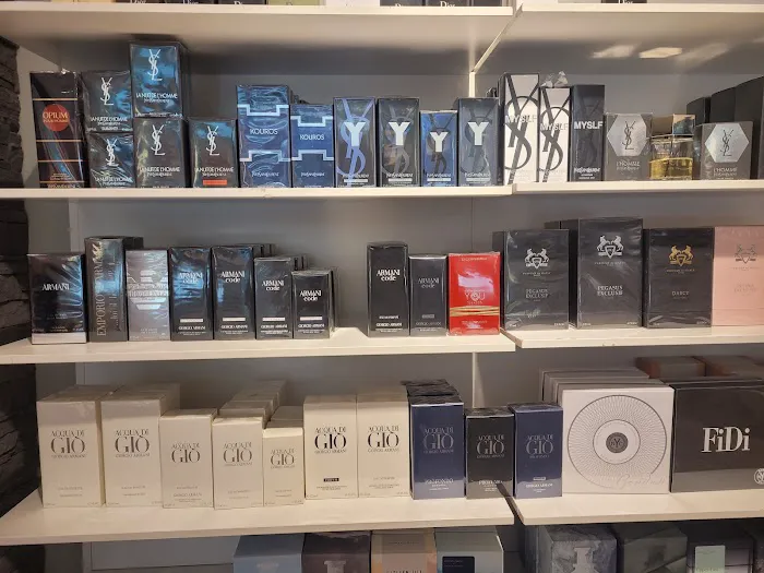 ROYALE PERFUMES 3