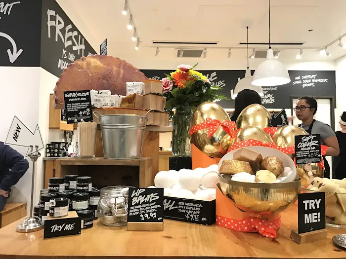 Lush Cosmetics Arden Fair 8