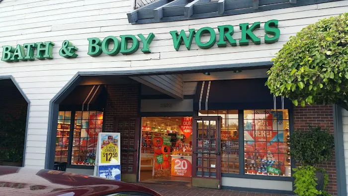 Bath & Body Works 2