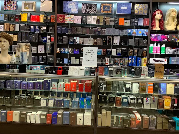 Perfumes luxe “Love the scent”. 5