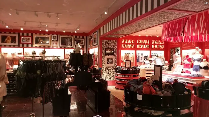 Victoria's Secret 5