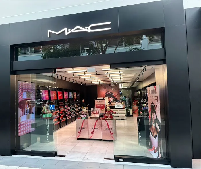 MAC Cosmetics 2
