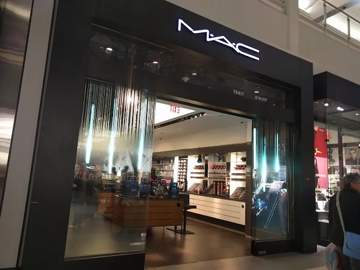 MAC Cosmetics 4