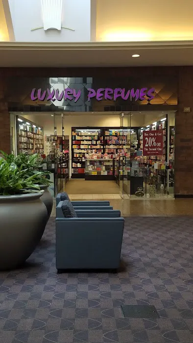 Luxury Perfumes | Sunrise Mall 1