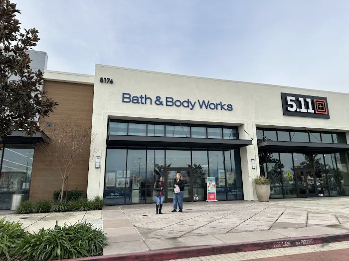Bath & Body Works 1