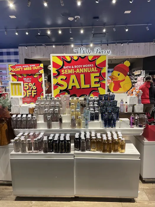 Bath & Body Works 2