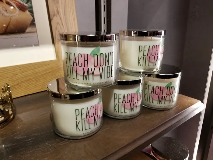 The White Barn Candle Co. 9
