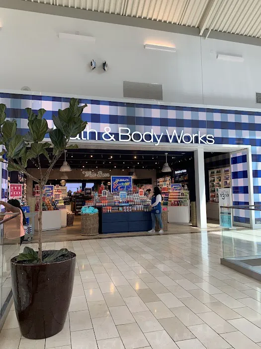 Bath & Body Works 4