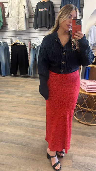 Más Bueno Boutique 7