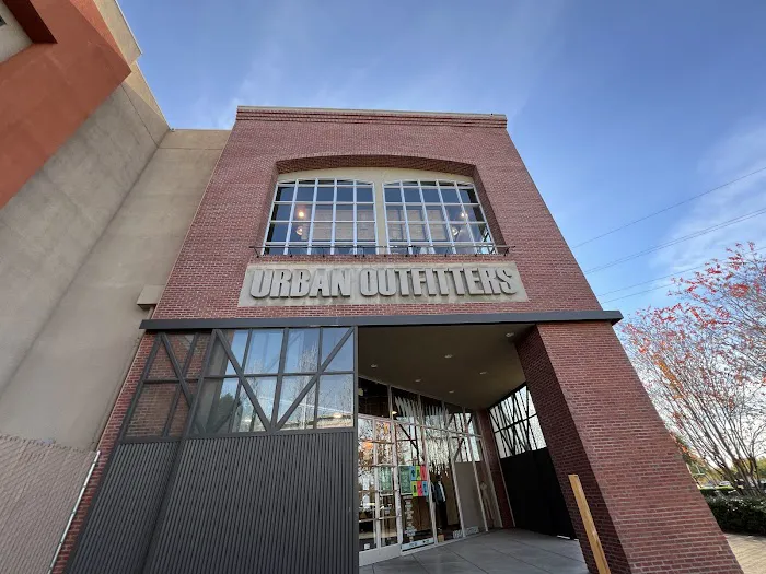 Urban Outfitters 4