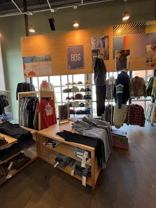 Urban Outfitters 9