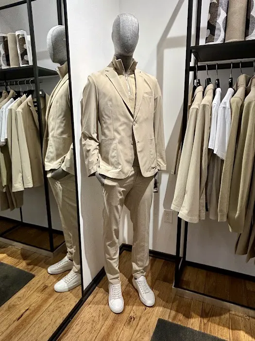 BOSS Store - Roseville 9