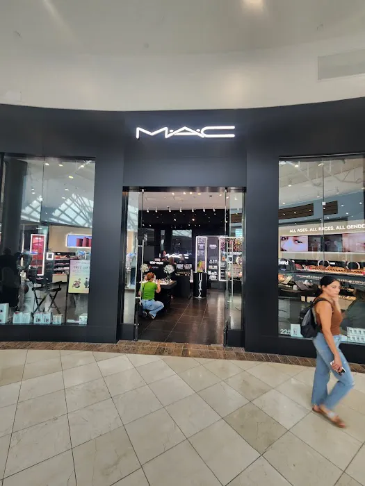 MAC Cosmetics 2