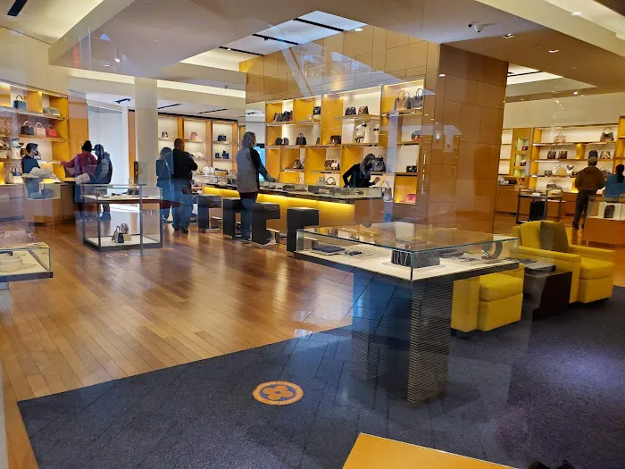 Louis Vuitton Roseville Sacramento 2