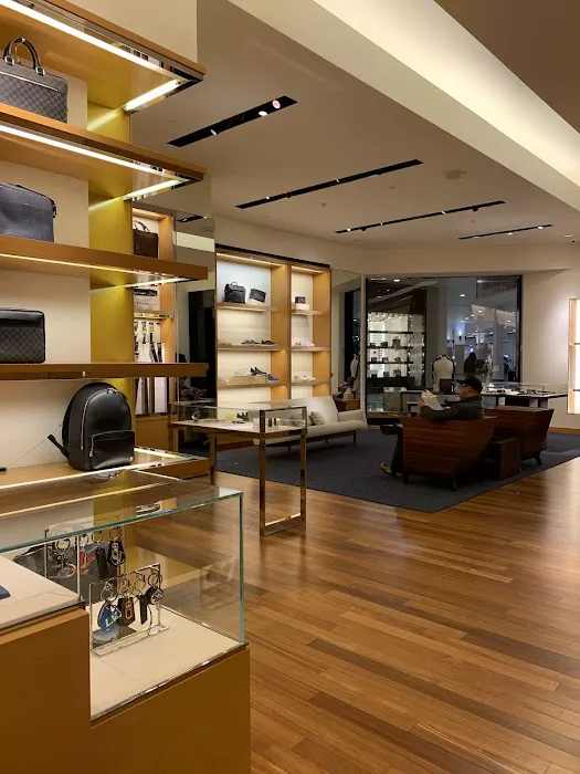 Louis Vuitton Roseville Sacramento 4