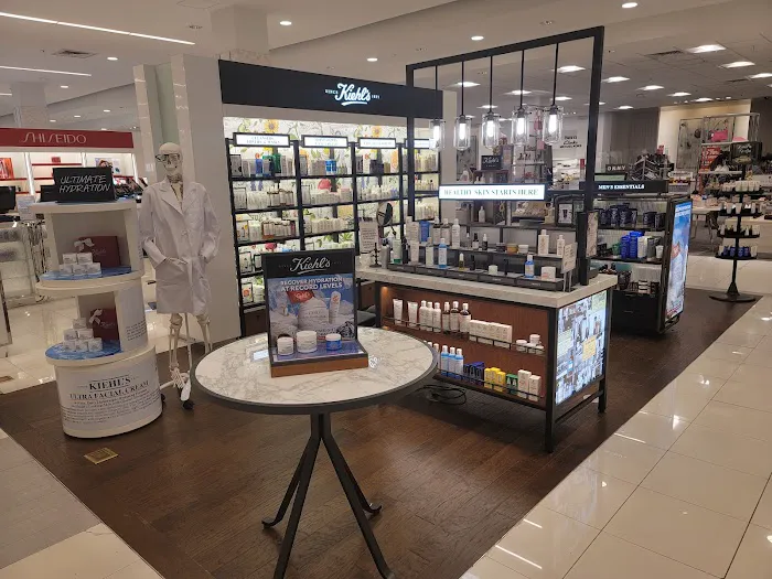 Macy's 9