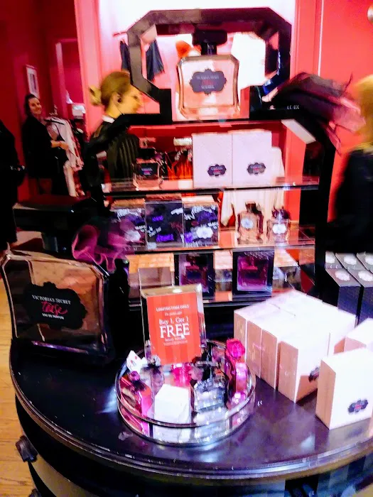 Victoria's Secret & PINK by Victoria's Secret 4