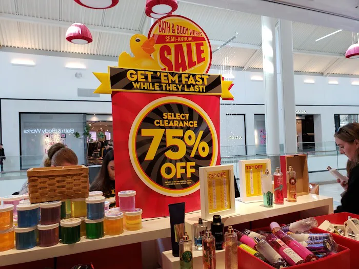 Bath & Body Works 8