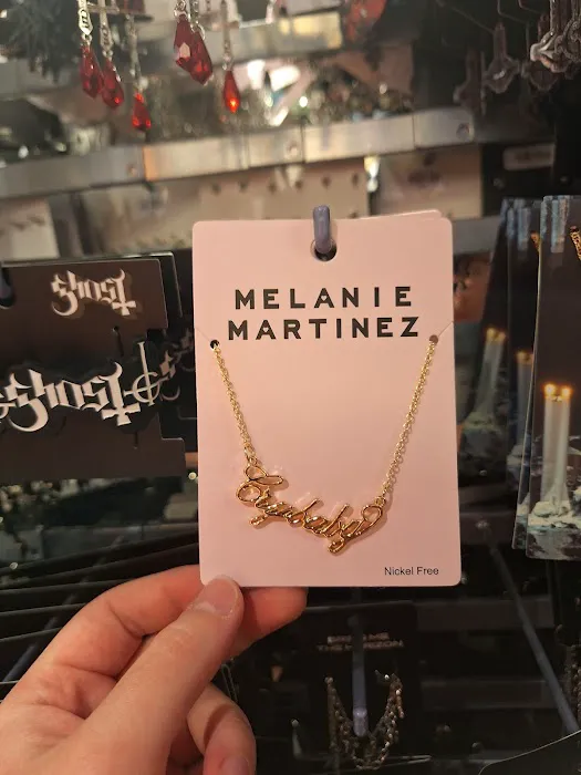Hot Topic 2