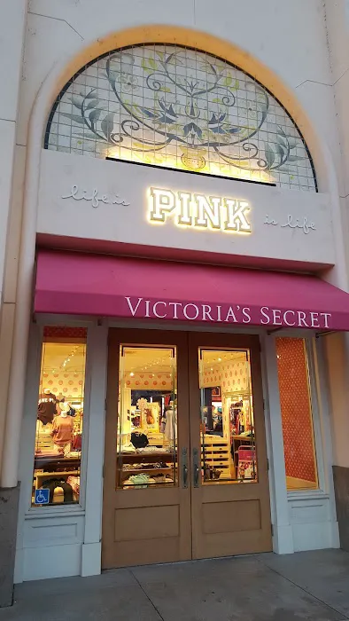 Victoria's Secret & PINK by Victoria's Secret 6